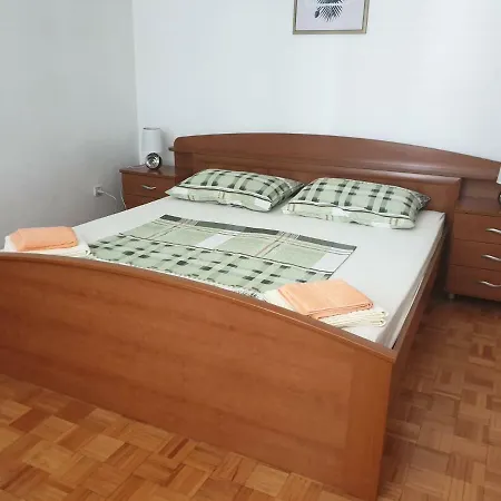 Apartman Vesna Pag Pag Town
